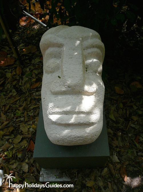 Garden Club Sculpture03