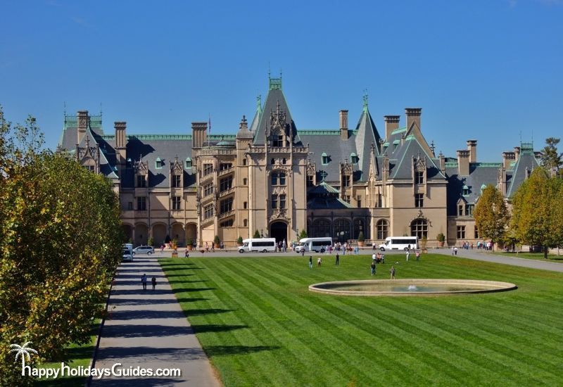 Biltmore Estate Review Front Lawn